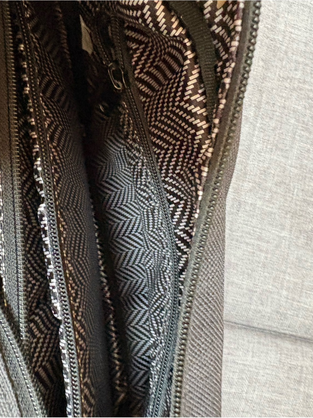 OGIO Brooklyn Messenger Crossbody Bag in Charcoal Gray NWOT - Picture 7 of 12